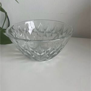 Vintage Cut Glass Bowl – Elegant Diamond Pattern